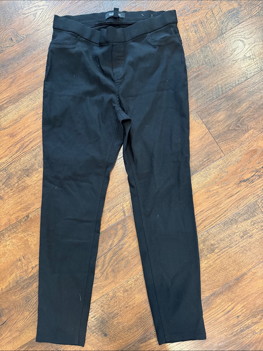 Ellen Tracy Black Slim Ponte Pants